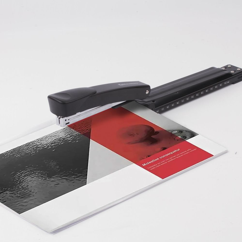 Степлер брошюровочный №24/6, 26/6 BRAUBERG "Universal", до 25 листов, черный