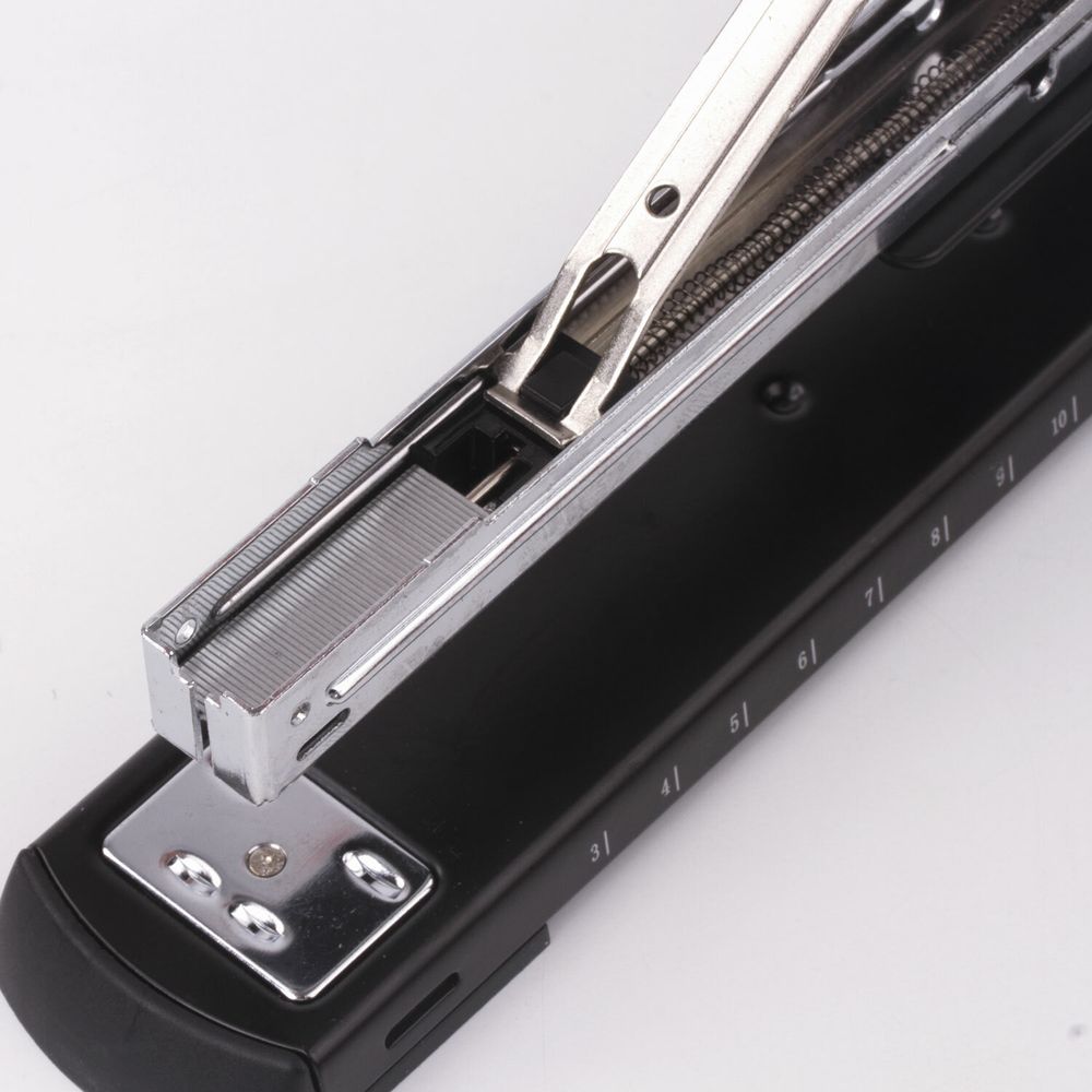 Степлер брошюровочный №24/6, 26/6 BRAUBERG "Universal", до 25 листов, черный