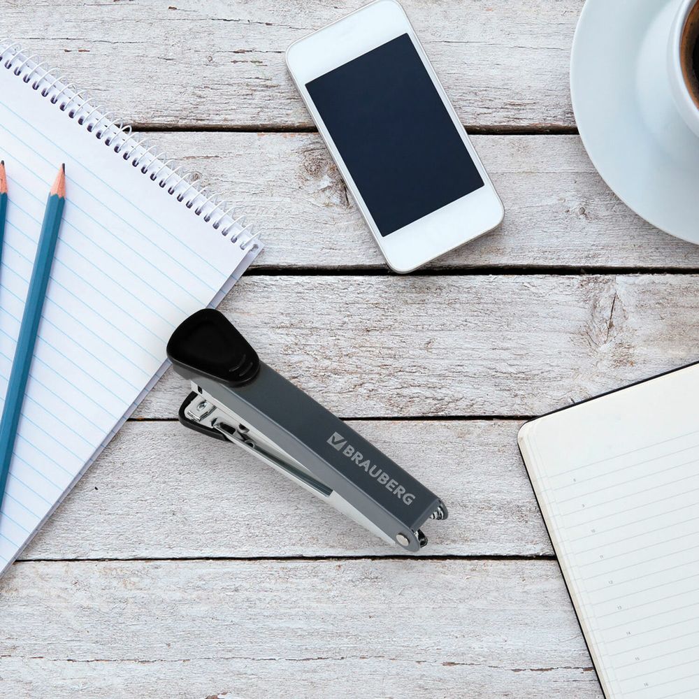 Степлер №10 металлический BRAUBERG "UNIVERSAL GT", до 16 листов, с антистеплером, черный