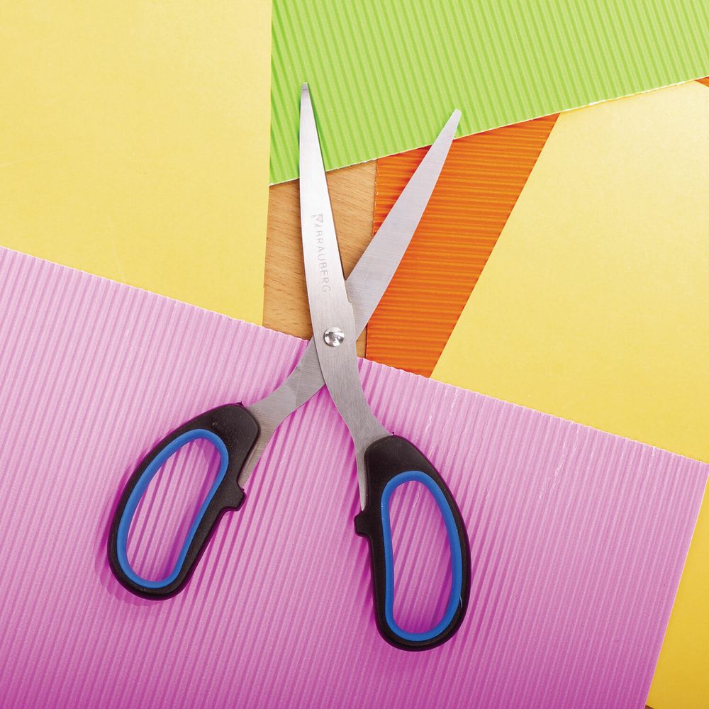 Ножницы BRAUBERG "Classic+", 205 мм, черно-синие, классической формы, резиновые вставки