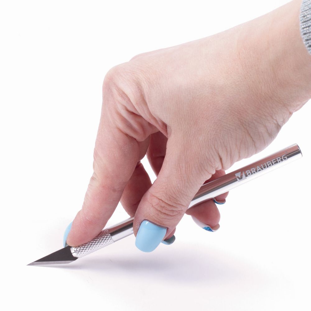 Нож макетный (скальпель) BRAUBERG