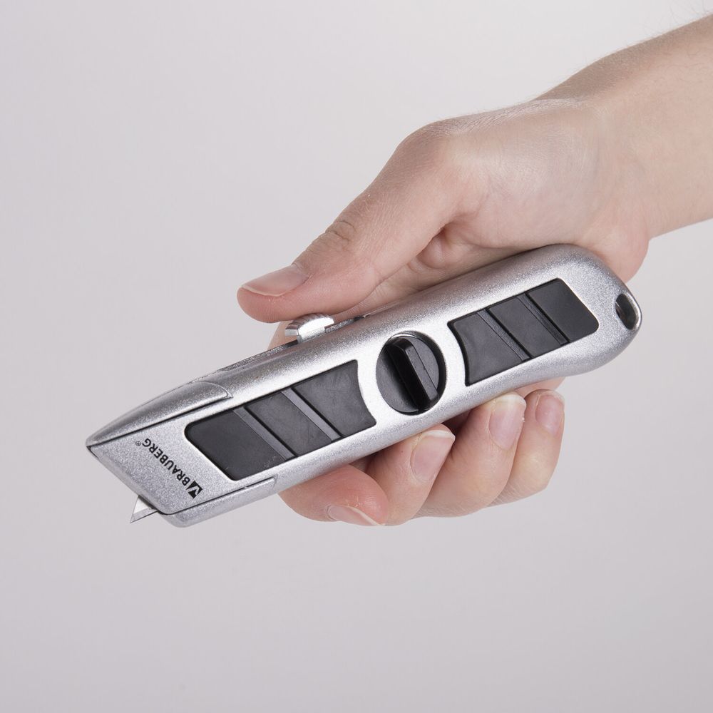 Нож универсальный мощный BRAUBERG "Professional", 6 лезвий в комплекте, фиксатор, металл