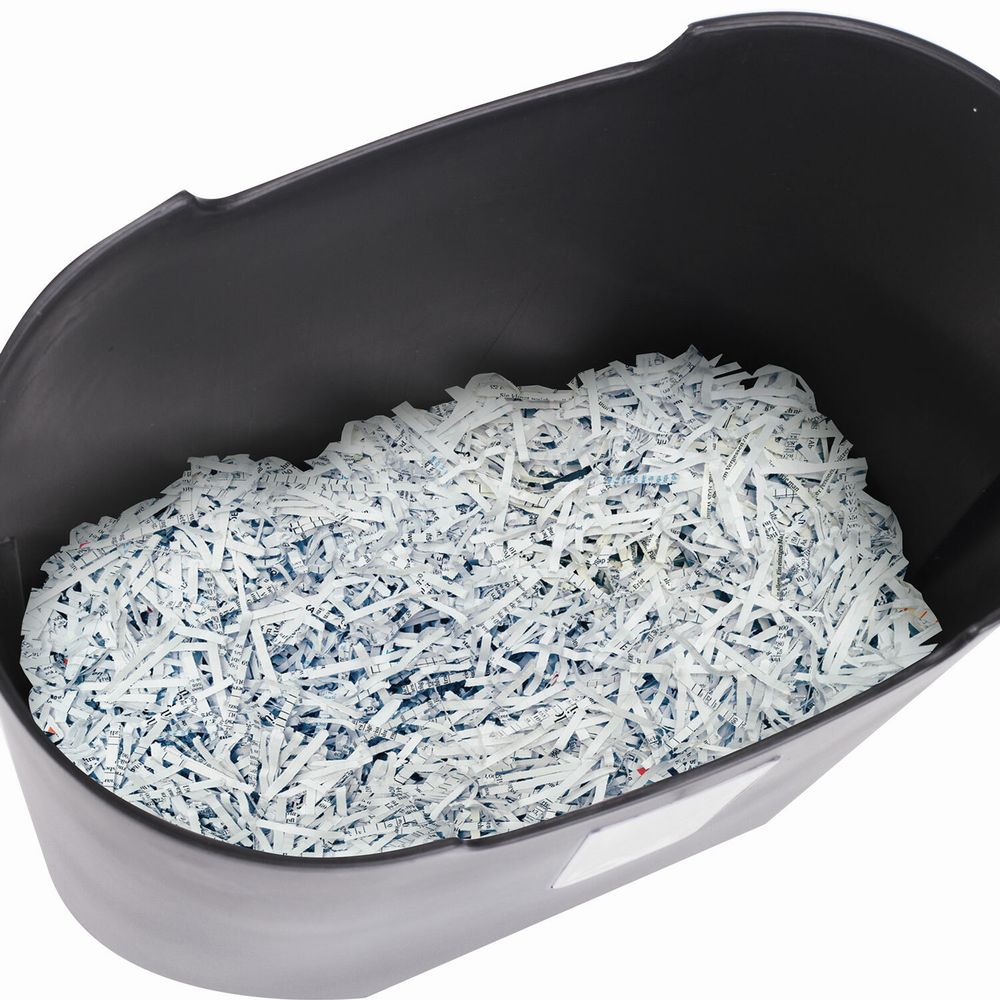 Уничтожитель (шредер) BRAUBERG S6, 3 уровень секретности, фрагменты 5х34 мм, 6 листов, 16 л