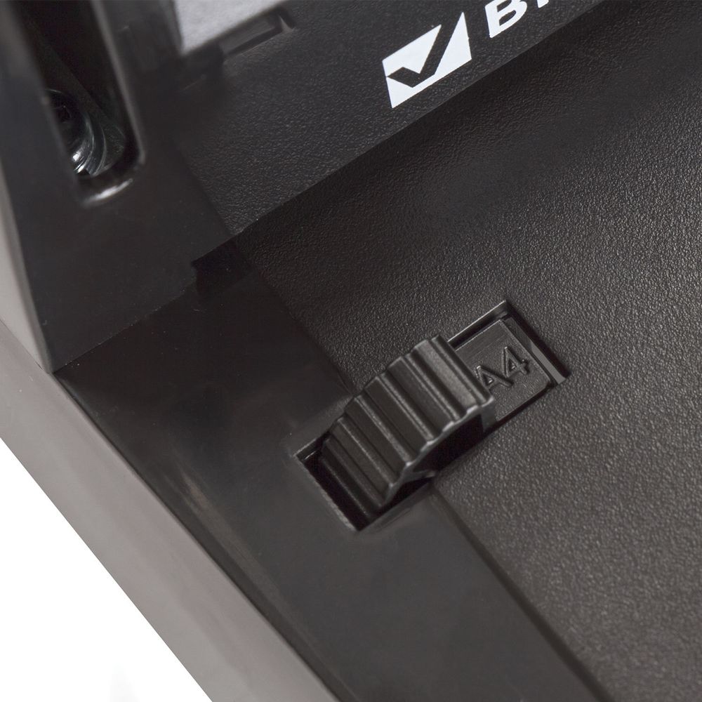 Переплетная машина для пластиковой пружины BRAUBERG B12, пробивает до 12 листов, сшивает до 450 листов