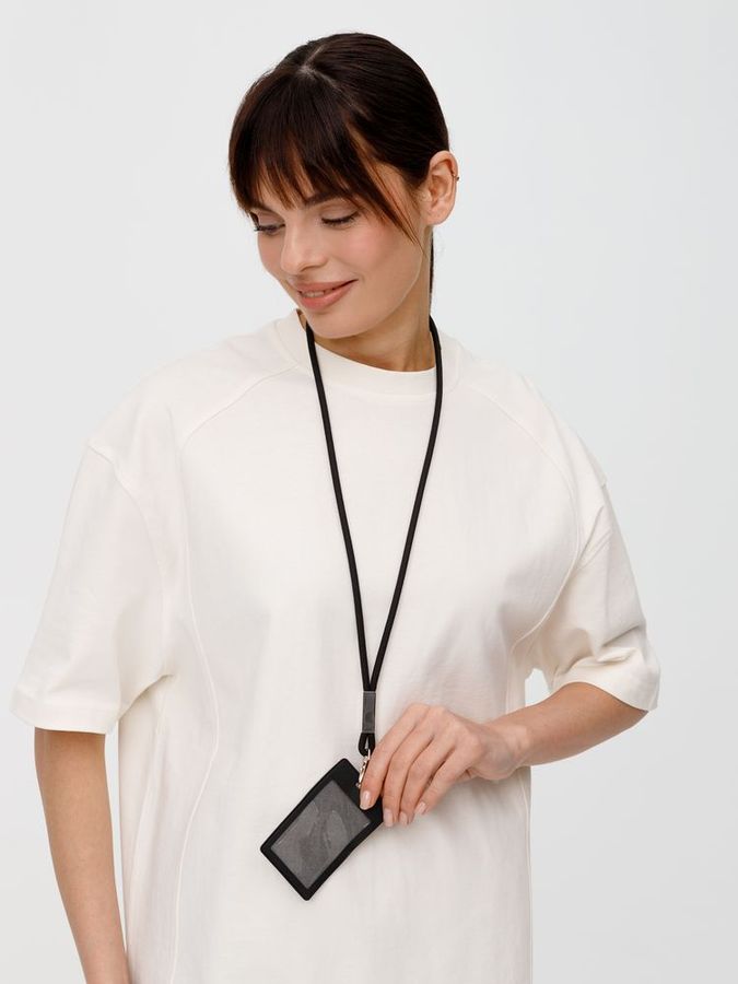 Шнурок для бейджа Tube Metal черный