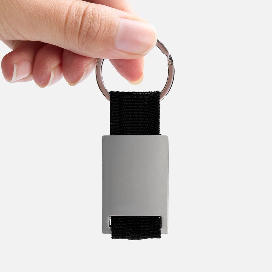 Брелок Inlet с тканевой вставкой черный