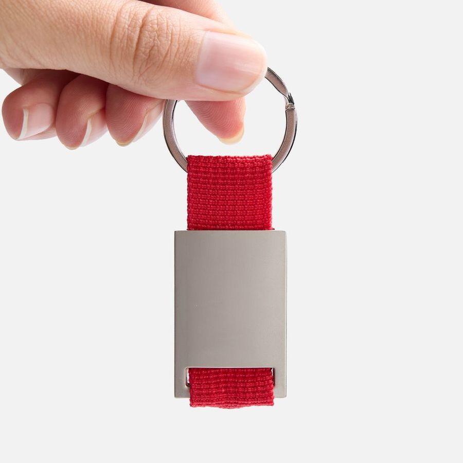 Брелок Inlet с тканевой вставкой красный