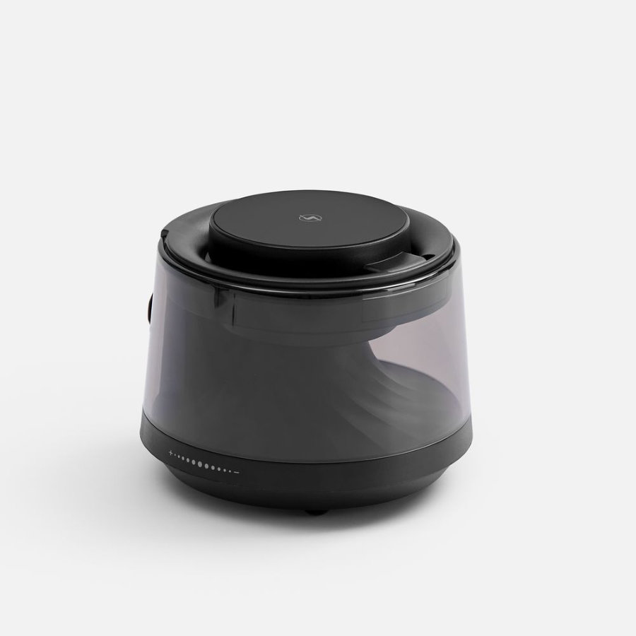Bluetooth-колонка с подсветкой и беспроводной зарядкой Quantium черная