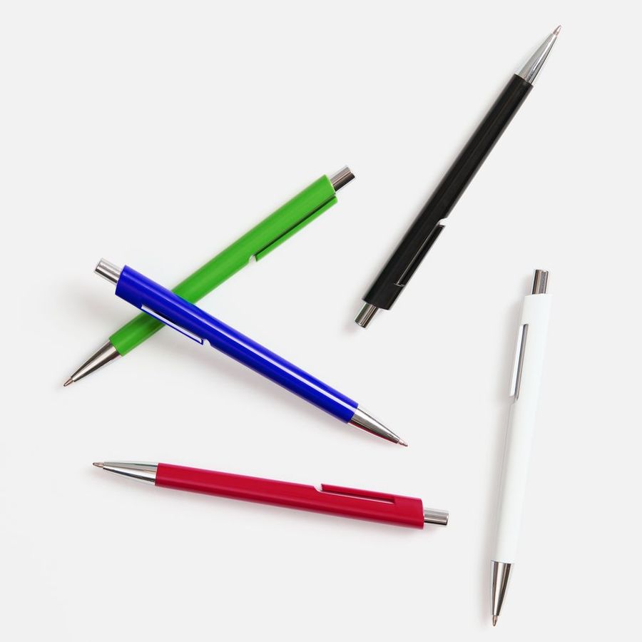 Ручка шариковая Dominanta Color черная