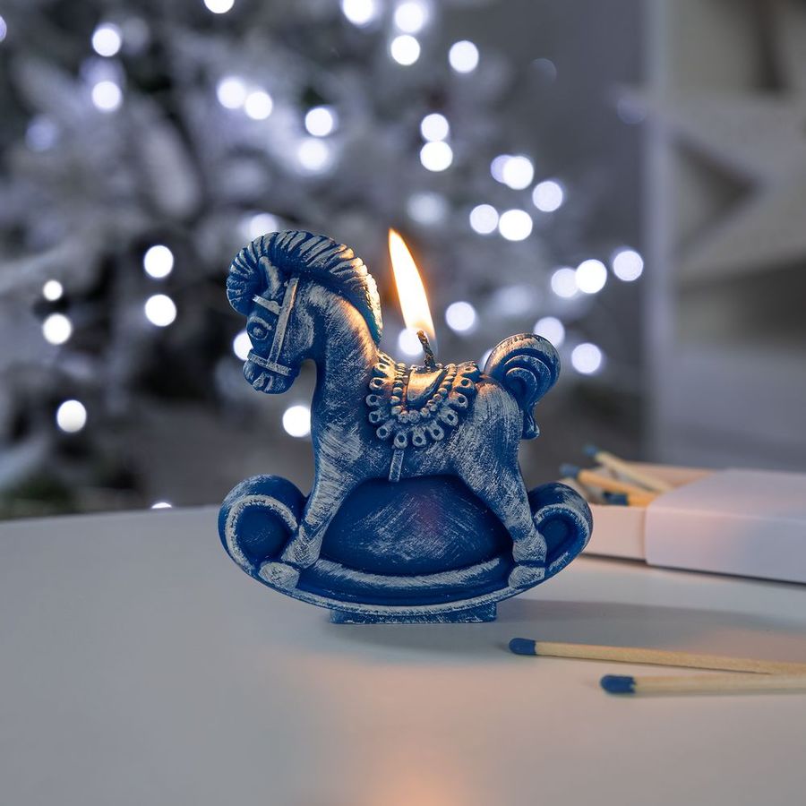 Свеча фигурная «Лошадка-качалка» синяя
