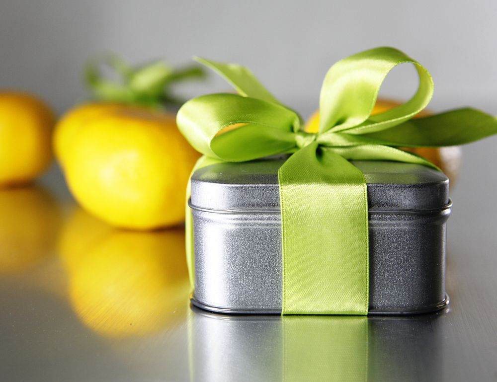 Коробка квадратная серебристая