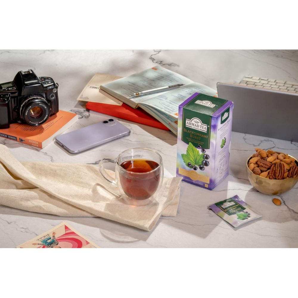 Чай Ahmad Tea черный смородиновый взрыв 25пакx1,5г/уп 2250