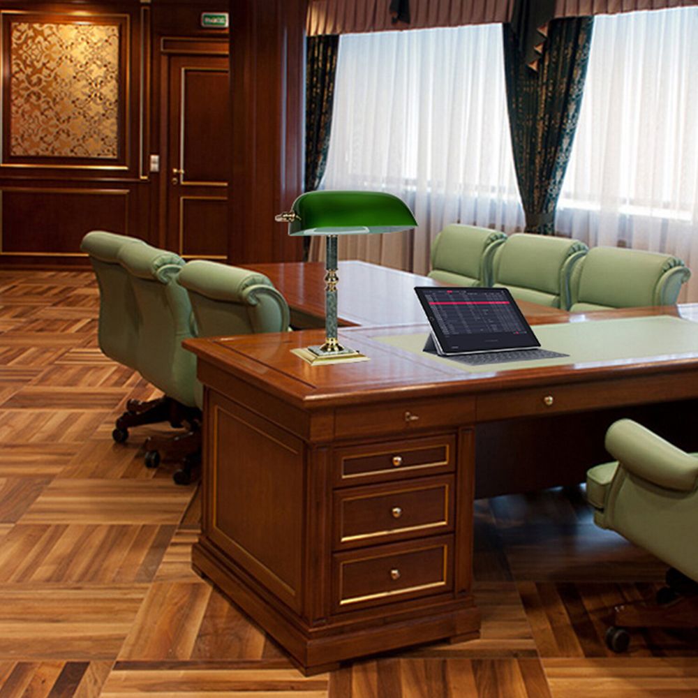 Светильник настольный из мрамора GALANT, основание - зеленый мрамор с золотистой отделкой