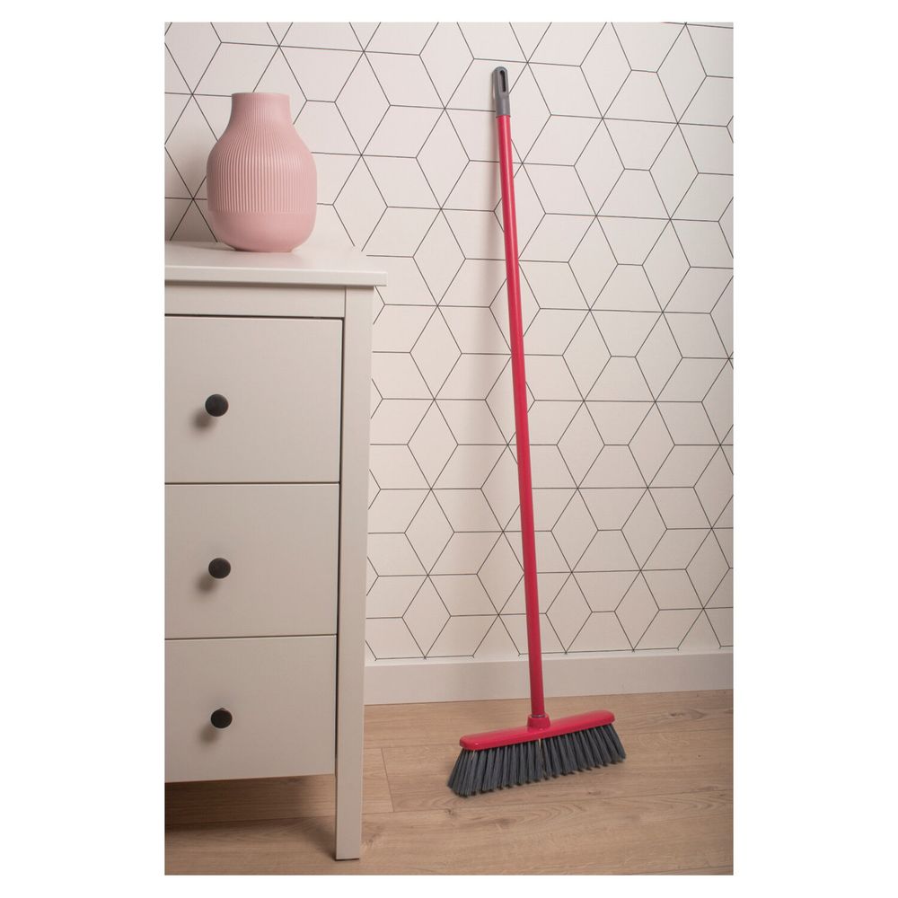 Щетка для уборки с черенком 110 см в сборе, ширина 35 см, щетина 8 см, пластик, еврорезьба, YORK