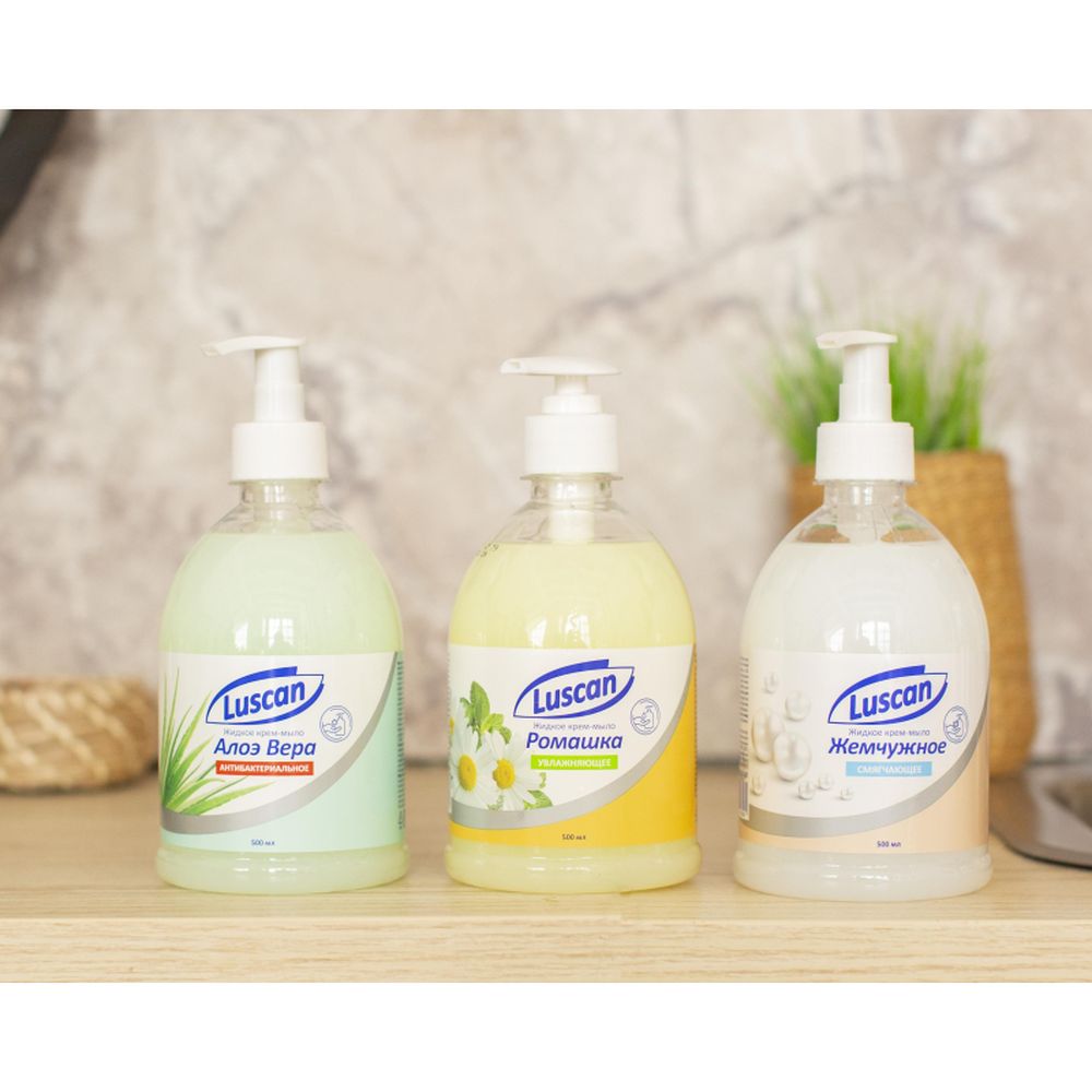 Крем-мыло жидкое LUSCAN Ромашка 500мл с дозатором