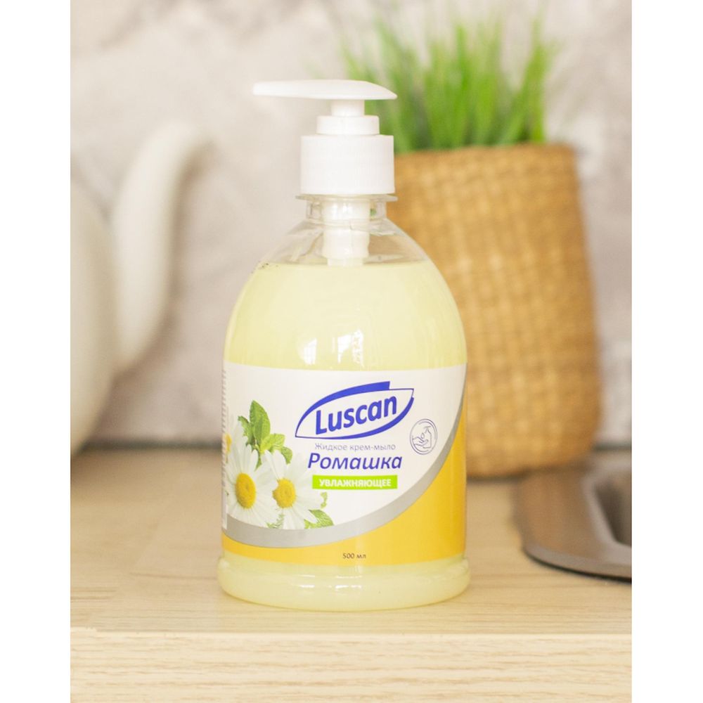 Крем-мыло жидкое LUSCAN Ромашка 500мл с дозатором