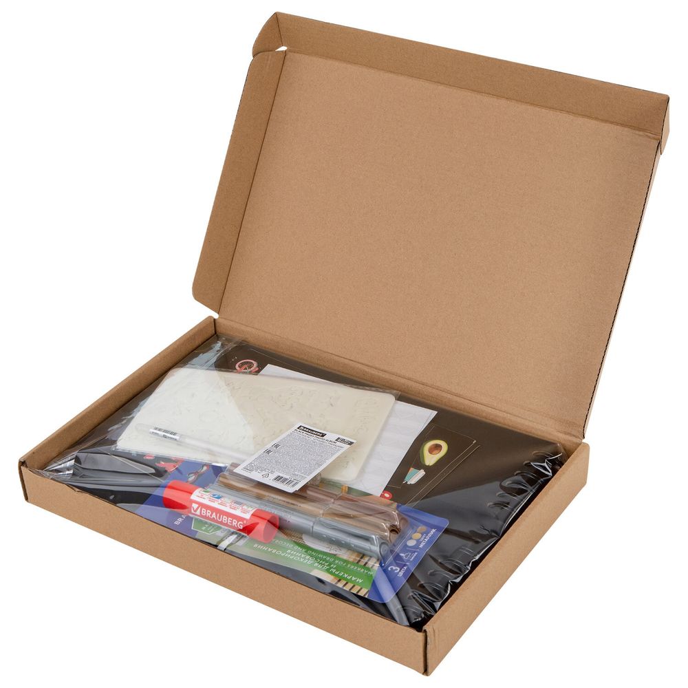 Фотоальбом 21х30 см, 40 черных листов, уголки/стикеры/ручка/клей/трафареты/маркеры, BRG Black