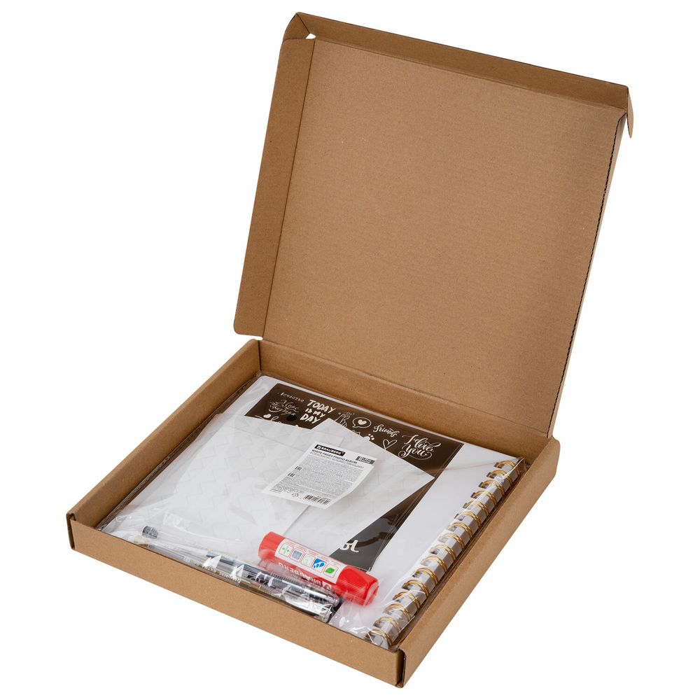 Фотоальбом 22х22 см, 20 белых листов, уголки, стикеры, ручки, клей, BRAUBERG White Line