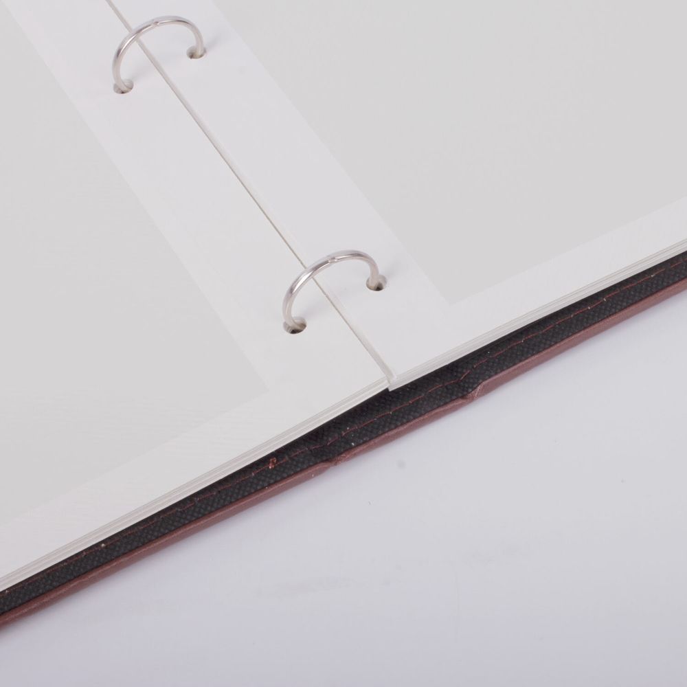 Фотоальбом BRAUBERG на 20 магнитных листов, 23х28 см, под гладкую кожу, на кольцах, коричневый