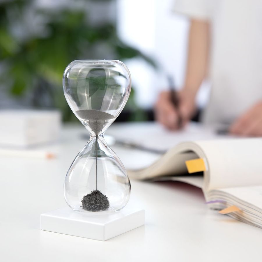 Магнитный антистресс Mystery белый