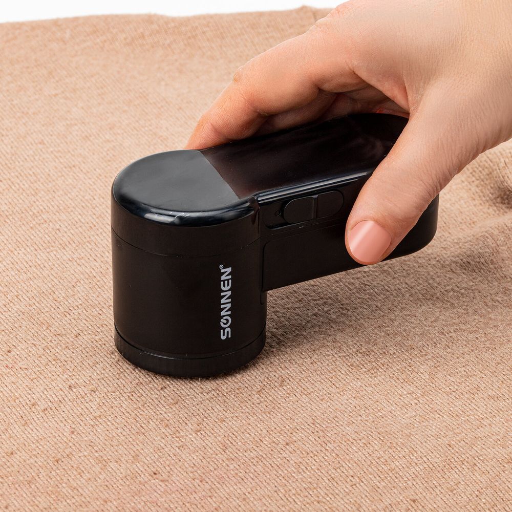 Машинка для удаления катышков с аккумулятором с широкой рабочей поверхностью SONNEN FS-9989