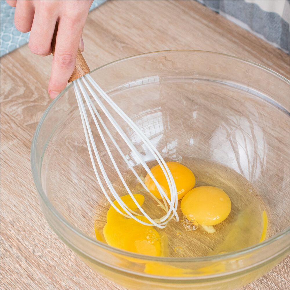 Набор силиконовых кухонных принадлежностей с деревянными ручками 12 в 1, молочный, DASWERK